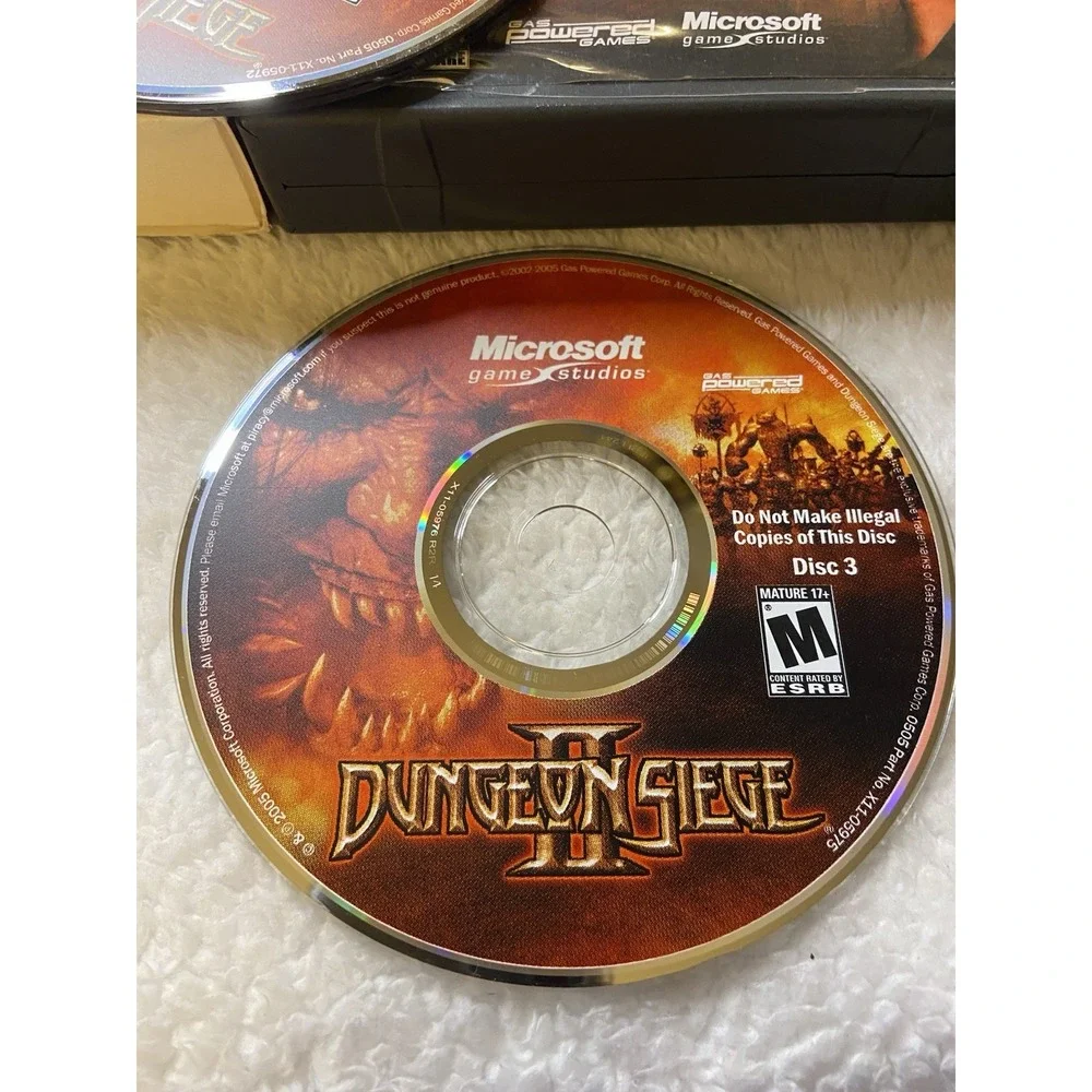 Dungeon Siege II PC CD ROM Computer Game 2005 CIB Manual 4 Discs Mature‎